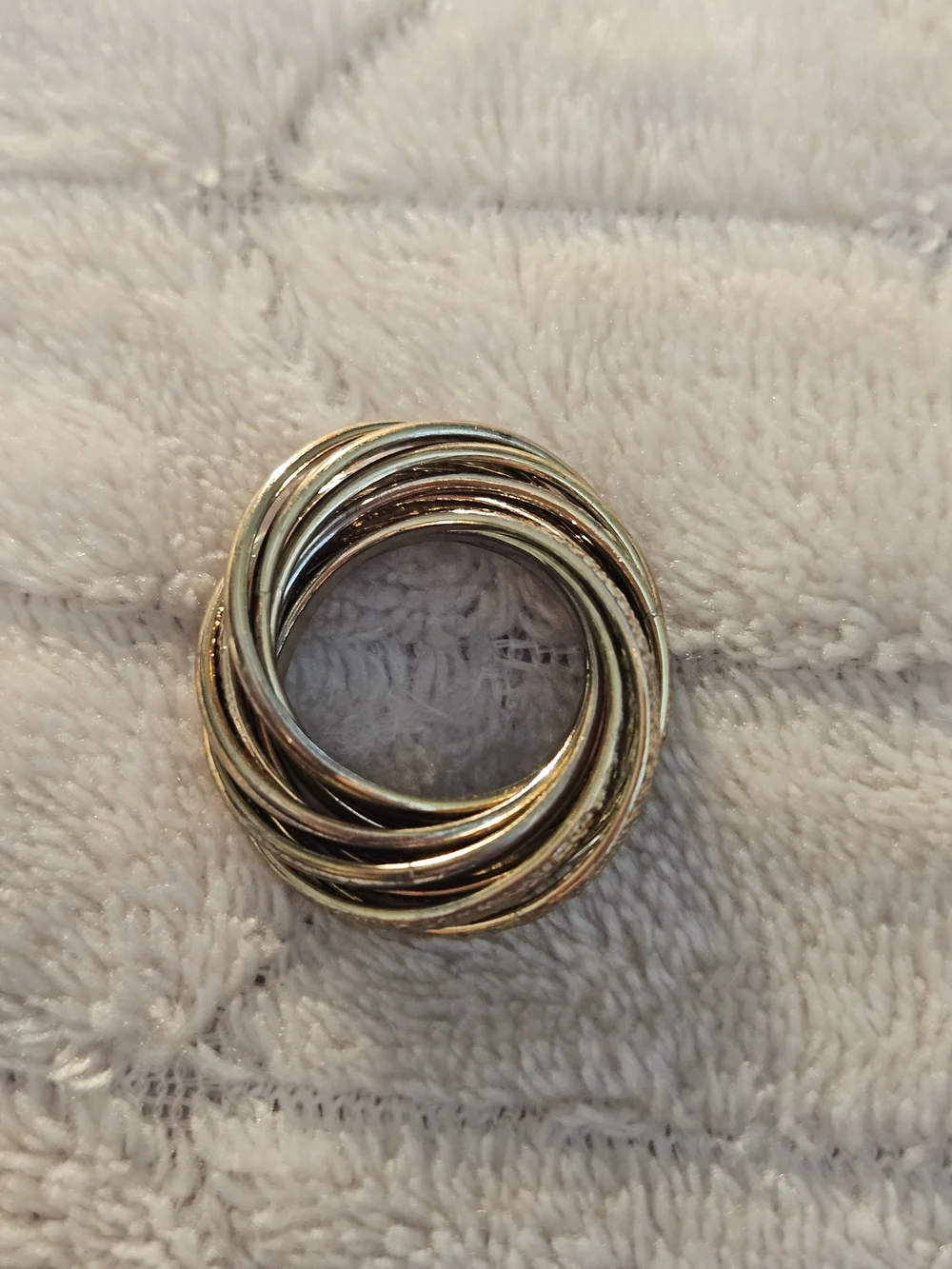 Tri-Tone Interwoven Women's Fashion Ring - Rose, Gold, Silver